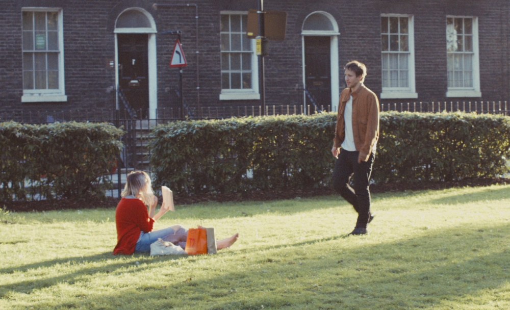 OFFLINE DATING Still 03